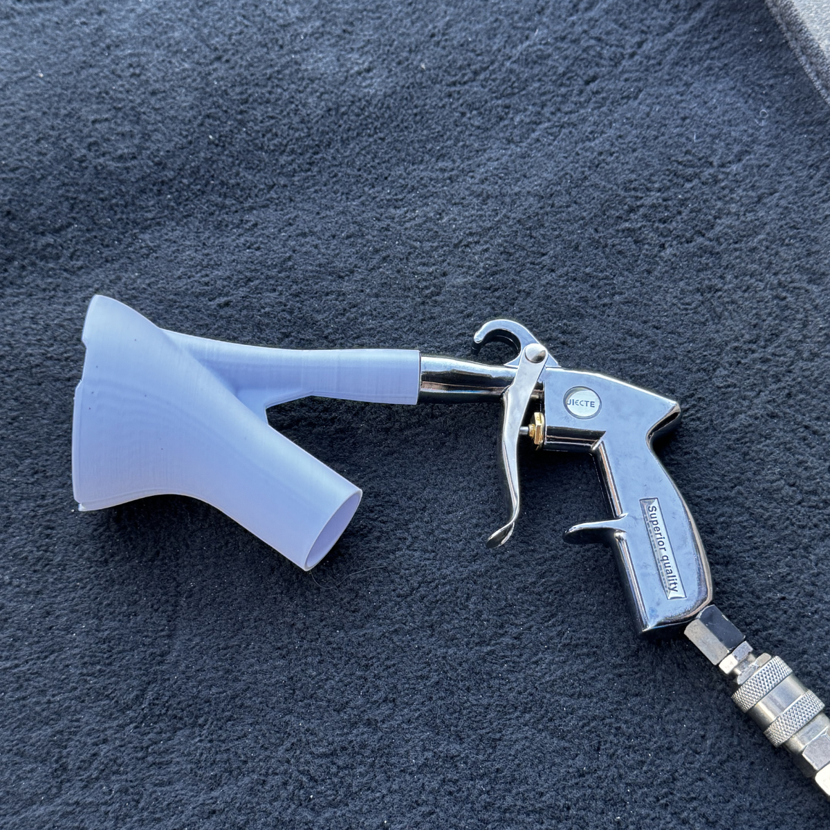 Pistolet Do Czyszczenia Tapicerki TornadoGun + 3 Końcówki i Redukcja - obrazek 5